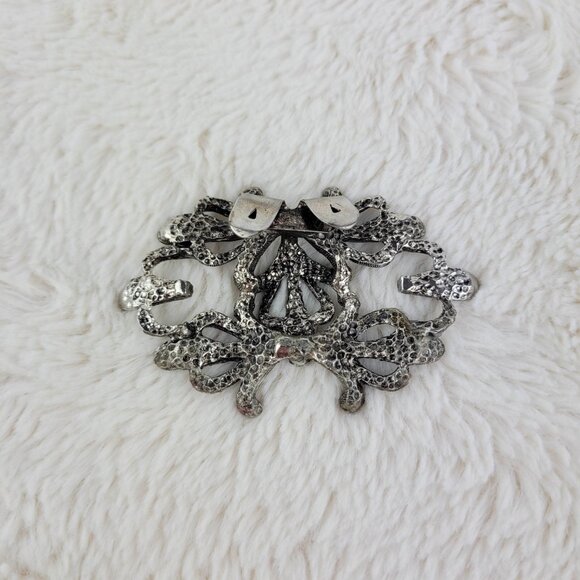 1920's Silver Tone Metal Bow Tie Shoe Clip - Picture 5 of 6